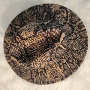Tan and Black Reptile Skin Pattern